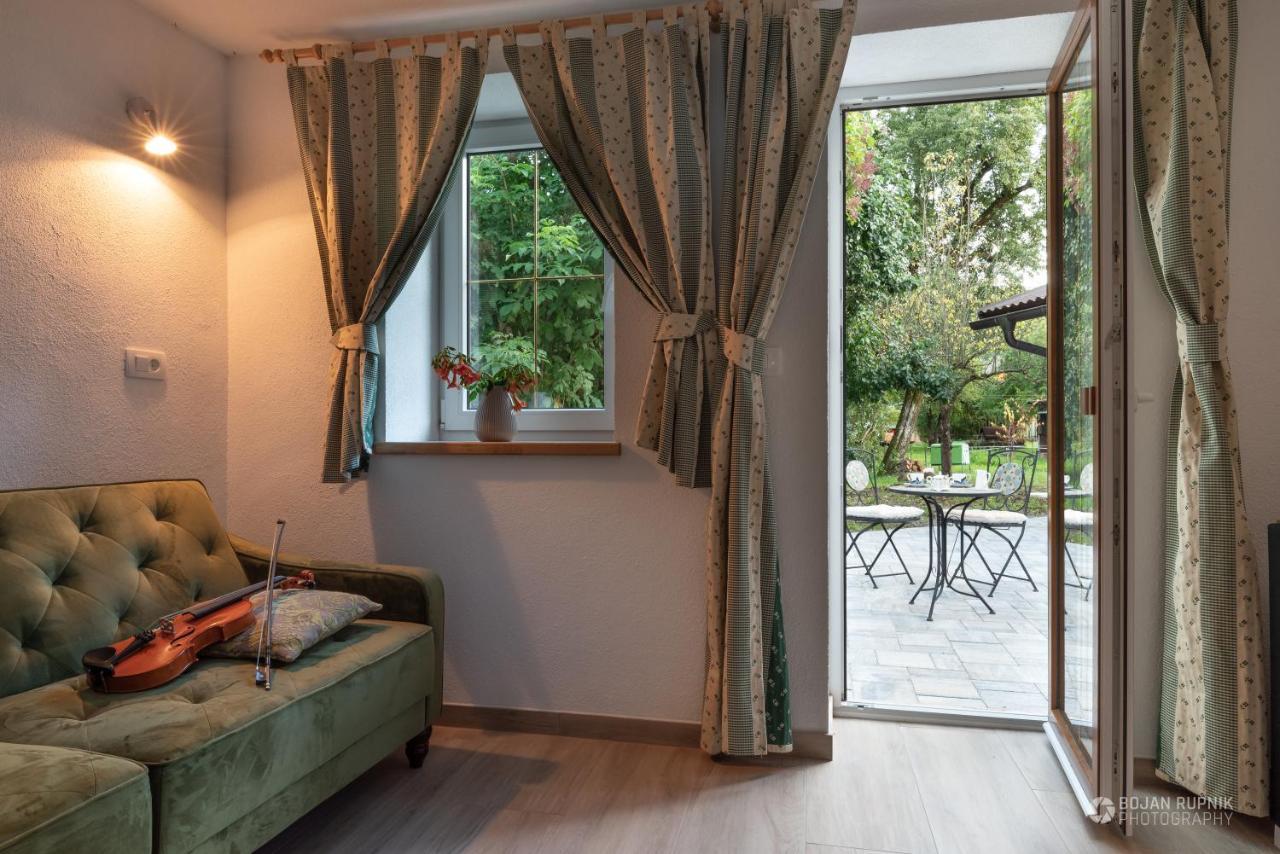 Cherry House - Cosy House - Ideal For Bear Watching, In The Neighborhood Of The Medieval Sneznik Castle Stari Trg pri Lozu Екстериор снимка